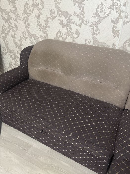 Диван в гостинную