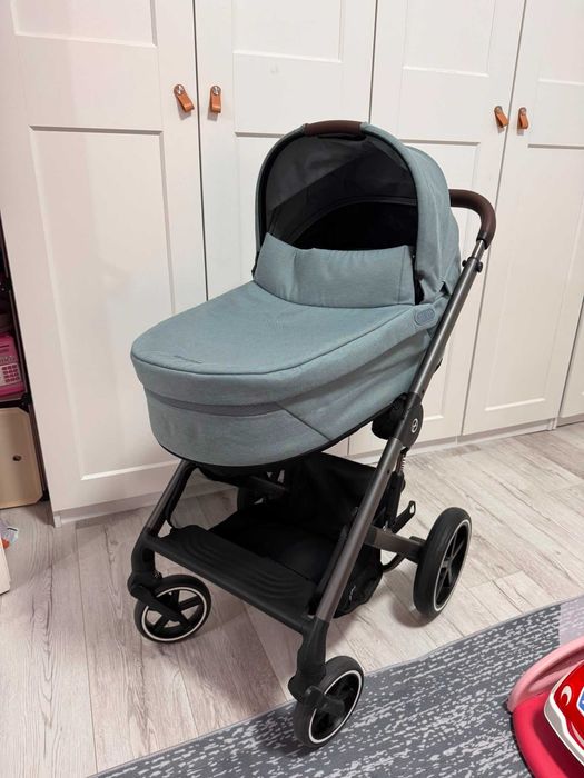 Vând cărucior Cybex Balios S Lux + landou + husă de iarnă (stare impecabilă, ca noi)
