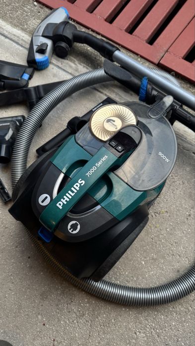 Aspirator fara sac PHILIPS PowerPro Expert seria 7000, 900W
