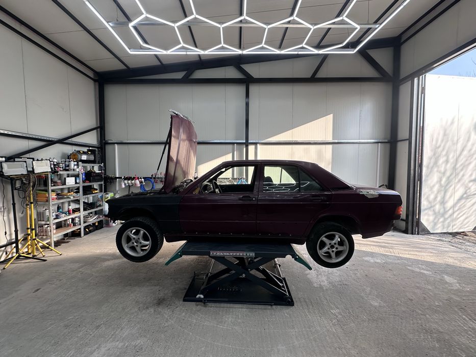 Vând proiet mercedes 190E  w201