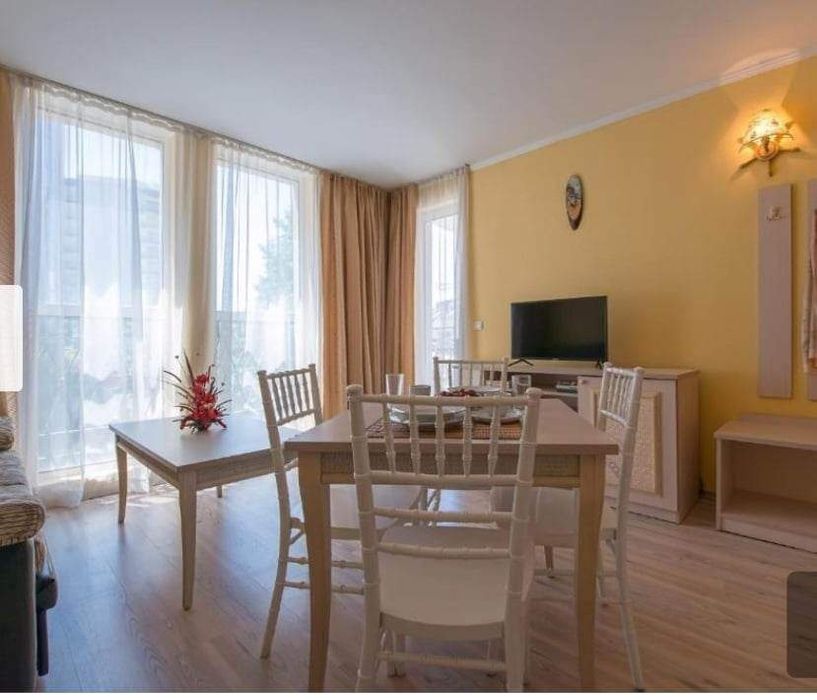 Дава се под наем Двустаен апартамент в к.к. Слънчев бряг - 60 кв.м за 61.2 € - Снимка #6