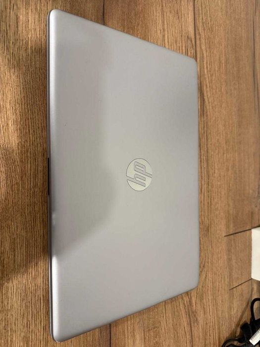 Ноутбук HP 250 G7 Core i3