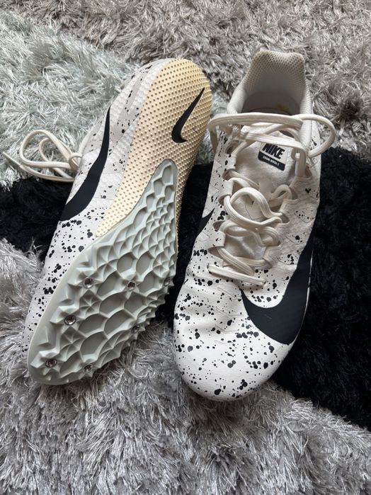 Шпайкове за лека атлетика