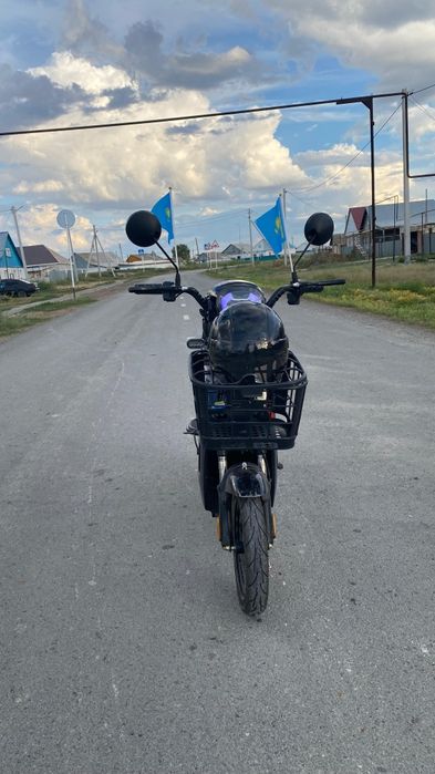 Электро скутер (велосипед) Evestar 8