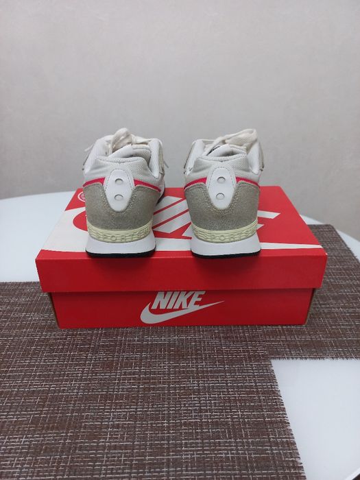 Продам женскую обувь