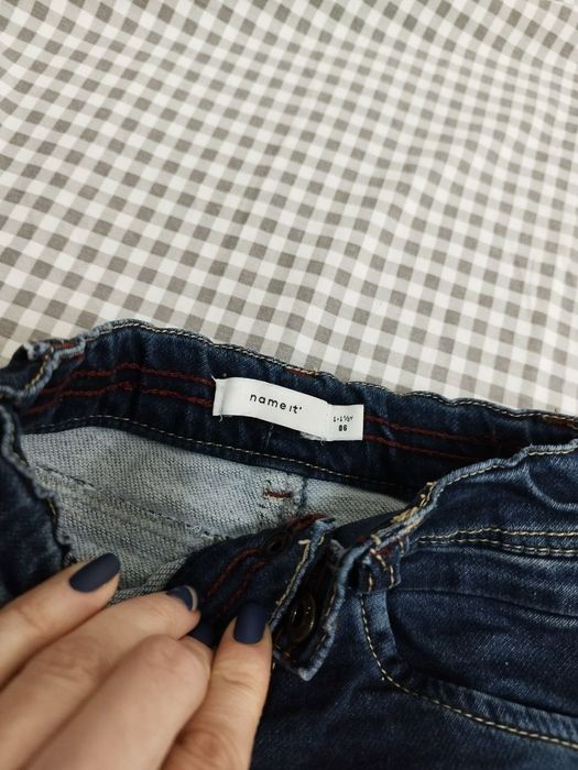 Продаю детские джинсы на возраст1-2.5 года