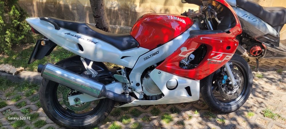 Yamaha YZF600R Thundercat, 2001 г.