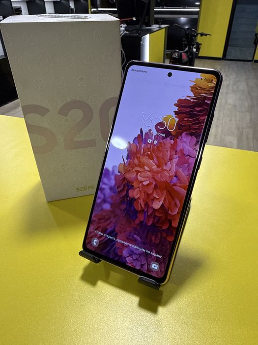 Samsung S20 FE 6/128Gb