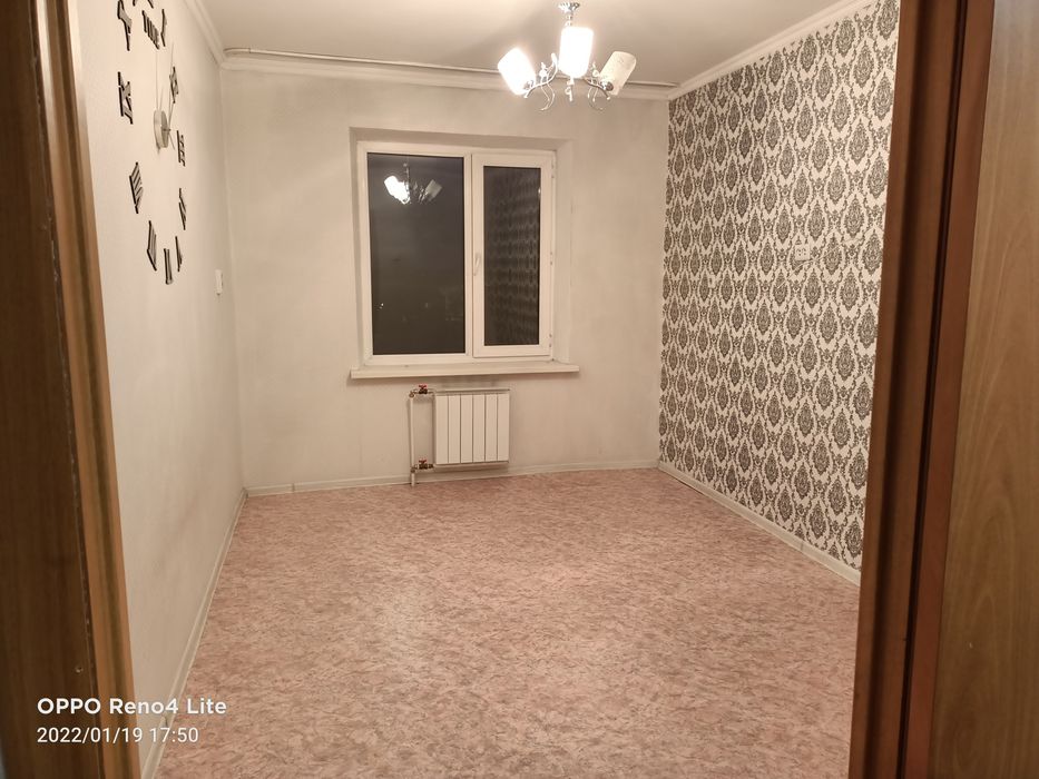 Сдам 2х комн квартиру