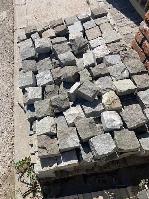 Piatra cubica andezit 10x10x5cm