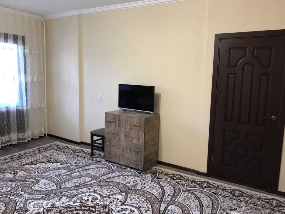 Миробод электроаппаратда 3-хонали квартирани ижарага берамиз.