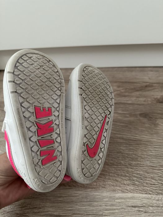 Adidasi Nike Pico 25