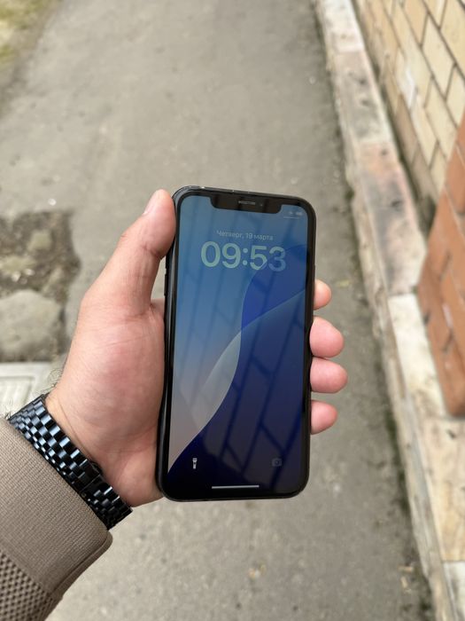 Iphone xr ayfon xr 64gb LL/A tel ideal sotiladi aybi yo face ishlidi