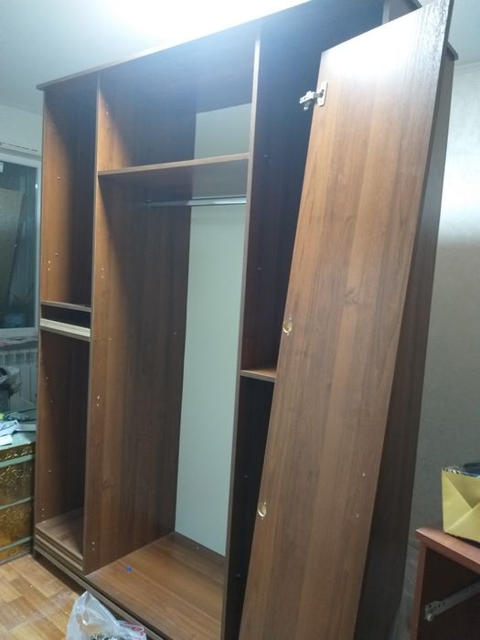 Спальный гарнитур