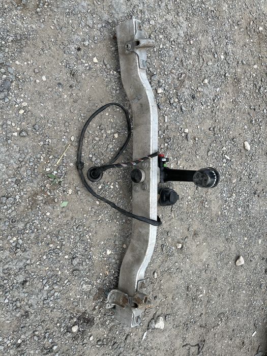 Оригинален теглич за БМВ Е46 седан и комби 98 - 2006 г.