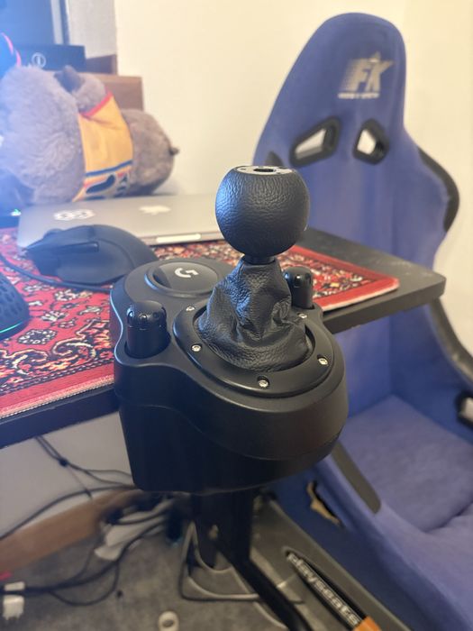 Volan Logitech G923 PS5,PS4,PC + Schimbator Logitech