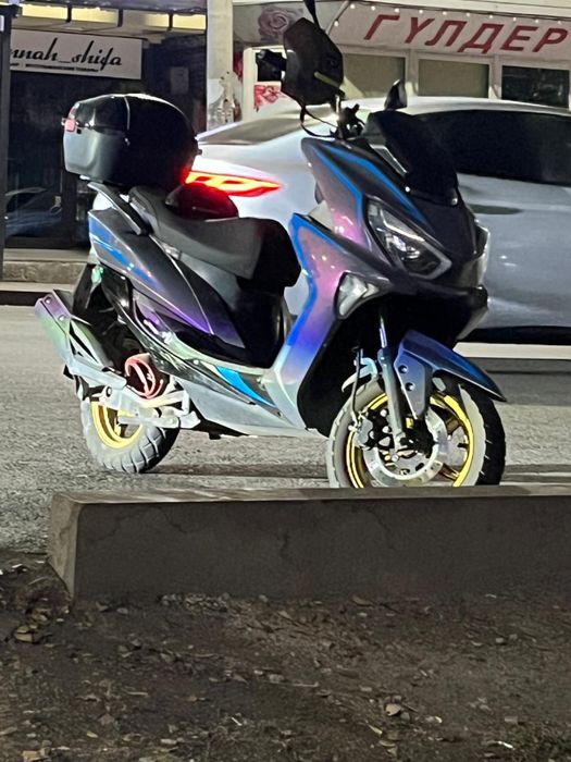 Продам мапед макси 150куб