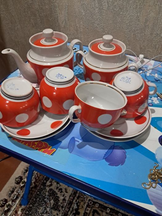 Чайный сервиз  на 4 персоны