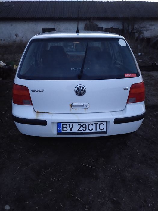 Golf IV 1.6 benzina