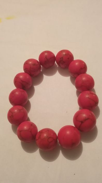 Продам винтажные украшения.