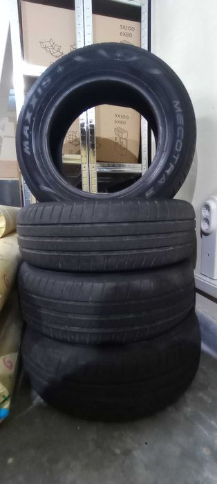 Гуми Maxxis R14 Употребявани