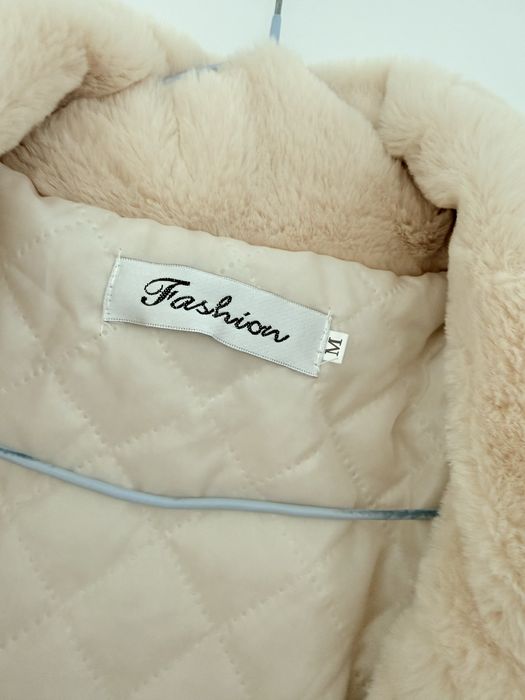 Шуба легкая в теплую погоду