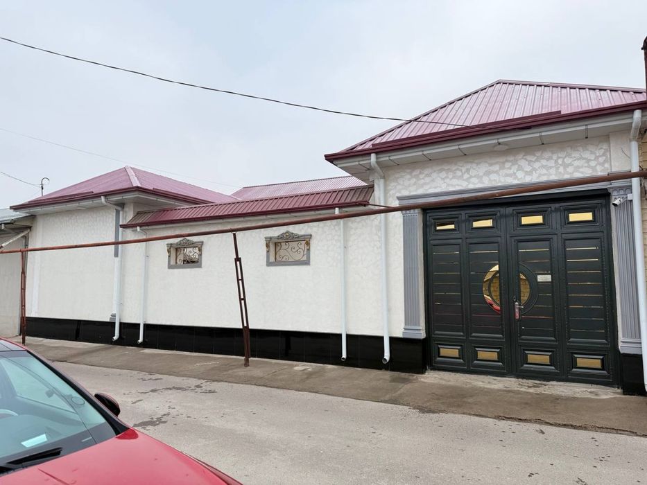 Hovli sotiladi srochnaga