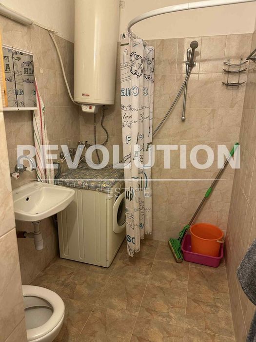 Дава се под наем Едностаен апартамент в Пловдив, Христо Смирненски - 45 кв.м за 300 € - Снимка #5