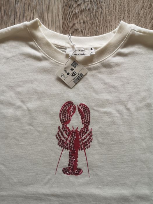 Нова дамска тениска Reserved, размер XS