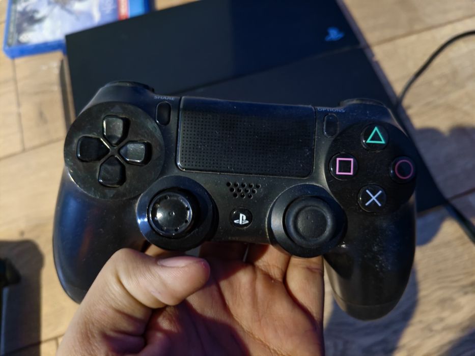 Playstation 4 fat
