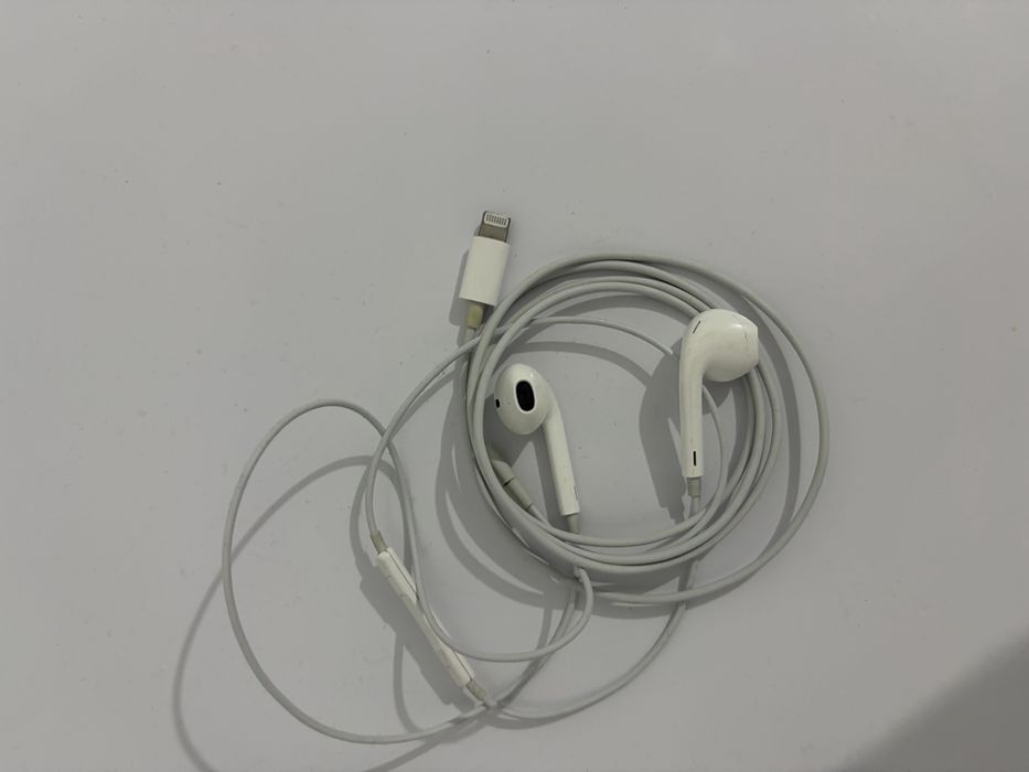 Наушники на Iphone
