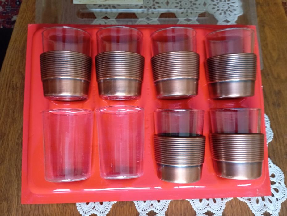 Сервиз за чай или кафе с метални основи