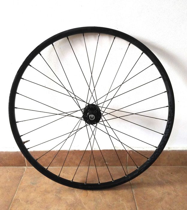 Предна капла шина WTB 27.5" 15x100 23mm, 32 спици, 6 дупки