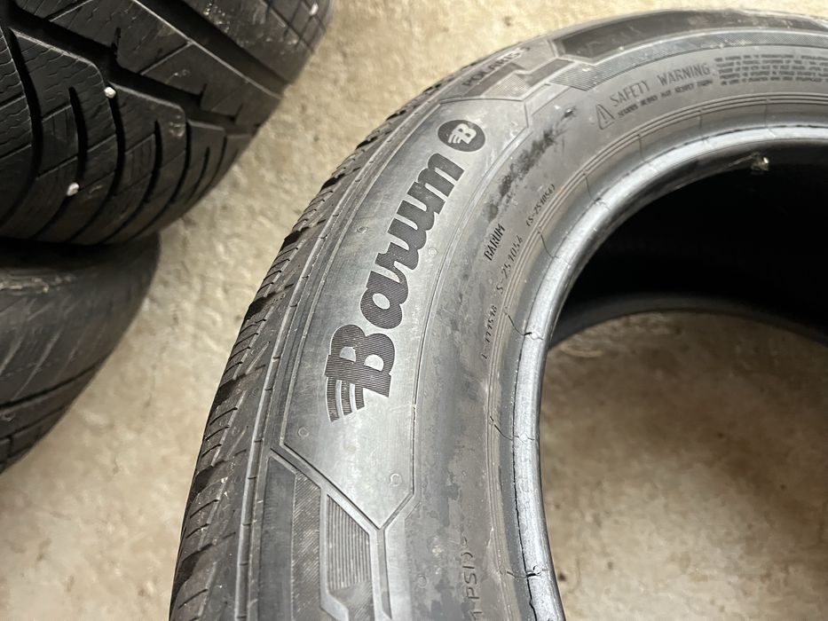 225/55 R17    de iarna M+S Michelin Barum