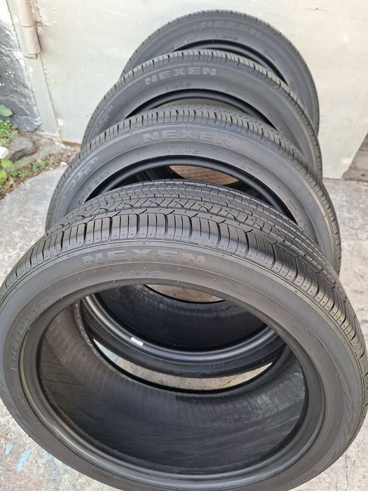 Продам шины 235/45/18 нексен