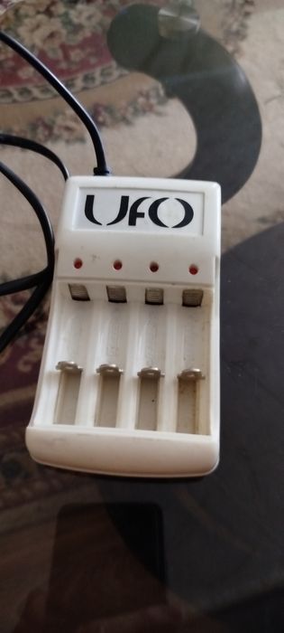 Зарядка для батареек