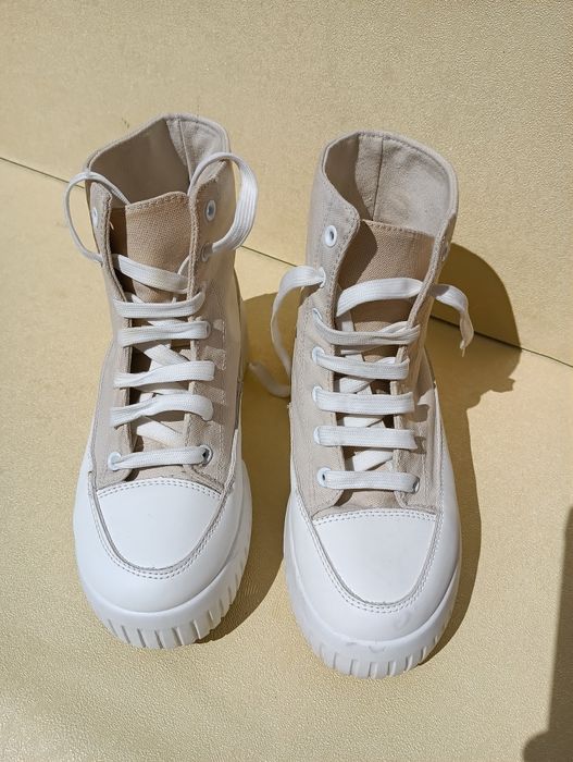 Кецове на платформа N 39 - 25 лв