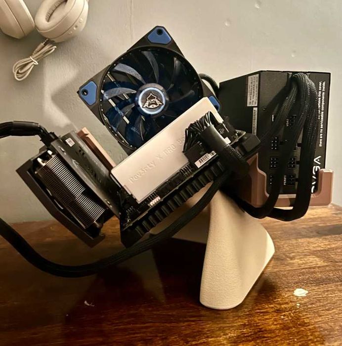 Carcasa PC Aetheria ITX Open Frame - Compacta - Air Cooling