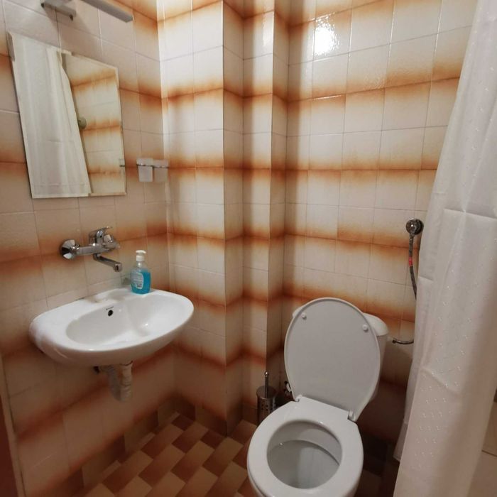 Собственик продава 4-стаен апартамент в град Плевен, 9ти квартал