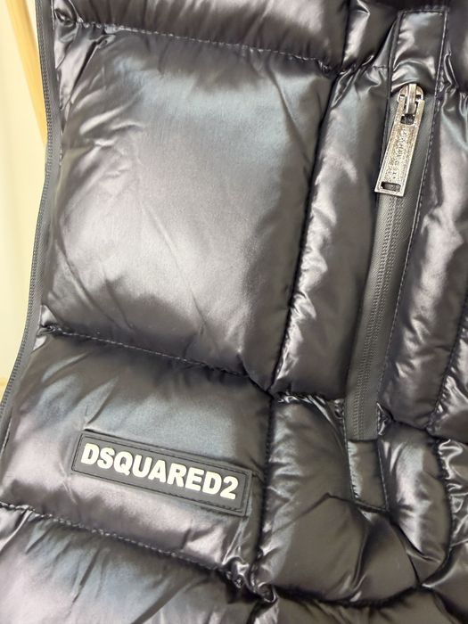Елек Dsquared2.