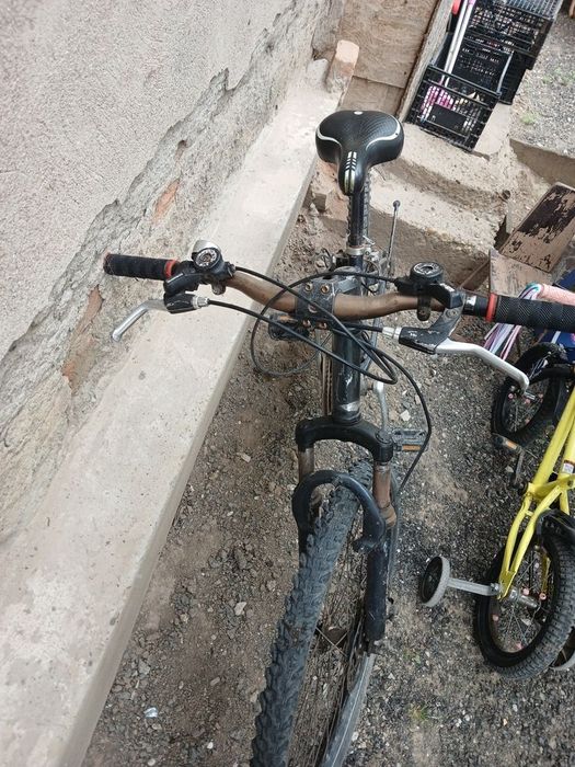 Schimb sau vand bicicleta