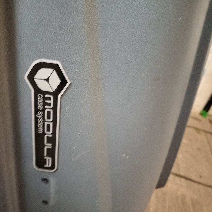 Автобокс для автомашины