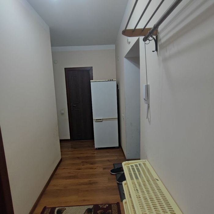 Sergeli 8 hudud uy sotiladi