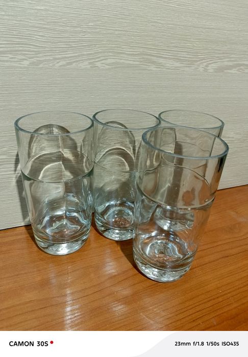 Вазы б/у и новые. Сервиз новый на 6-ть персон.