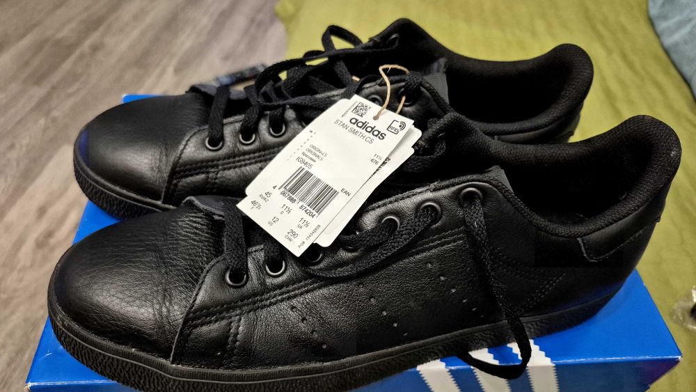 Продам красовки Adidas