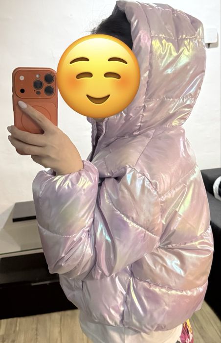 Geaca holografica noua