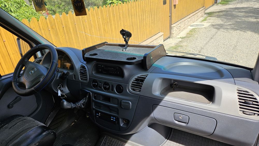 Vând Mercedes Sprinter