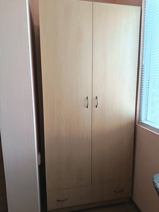 Двукрилни гардероби