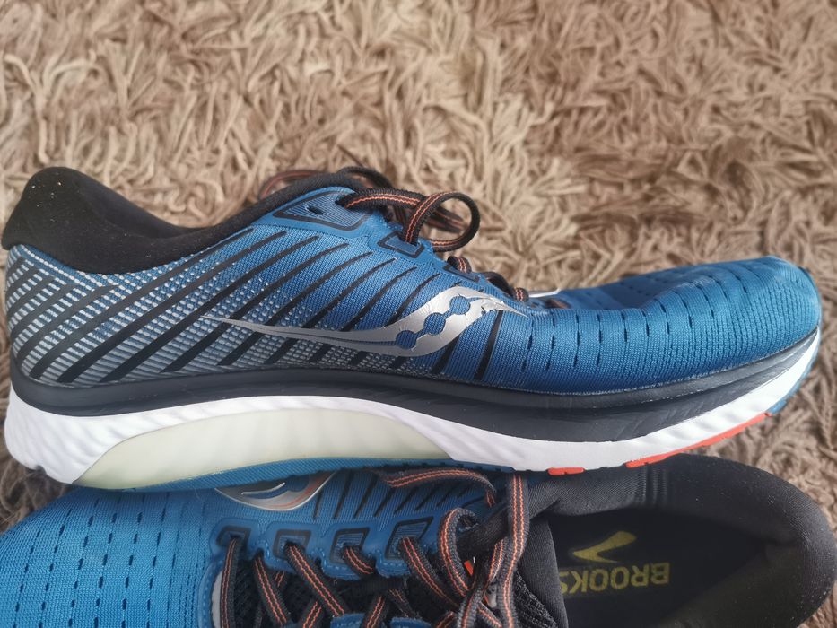 Оригинални  Saucony  номер 45 и  46