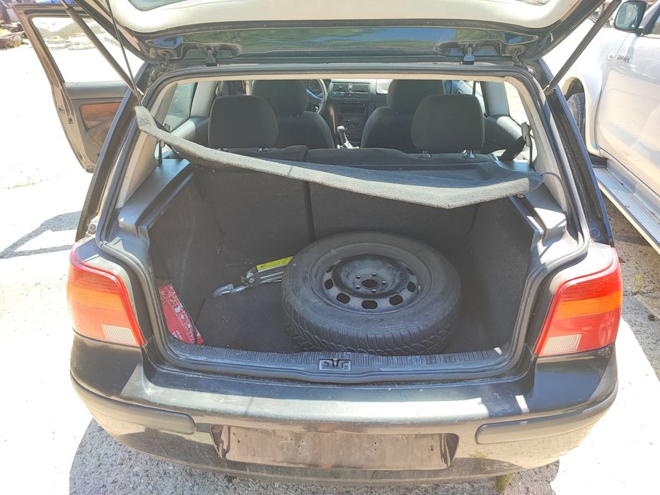 VW Golf 4 1.4i НА ЧАСТИ